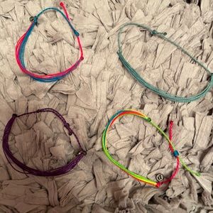 4 pura vida bracelets
